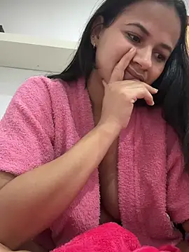 Snapshot of QUEEN_ONLY12 chatting on 02-26-26, 10:14 QUEEN ONLY12 online show from 02-26-26, 10:14