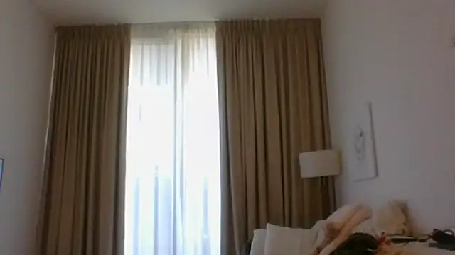 Snapshot of kinkykara25 chatting on 02-26-26, 12:37 kinkykara25 online show from 02-26-26, 12:37