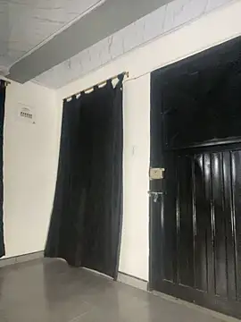 nuttocatt online show from 02-24-26, 06:44