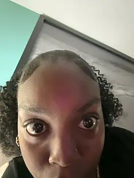 Prettychocolatee online show from 02-23-26, 08:01