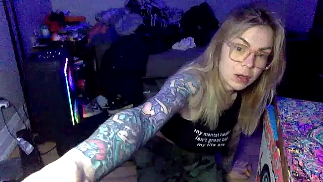 LaurenRae x online show from 03-25-26, 03:45