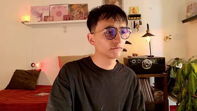 Snapshot of Sr_evann chatting on 02-28-26, 03:02 Sr evann online show from 02-28-26, 03:02