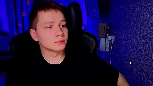 Snapshot of Karl_Night_ chatting on 02-27-26, 06:08 Karl Night online show from 02-27-26, 06:08