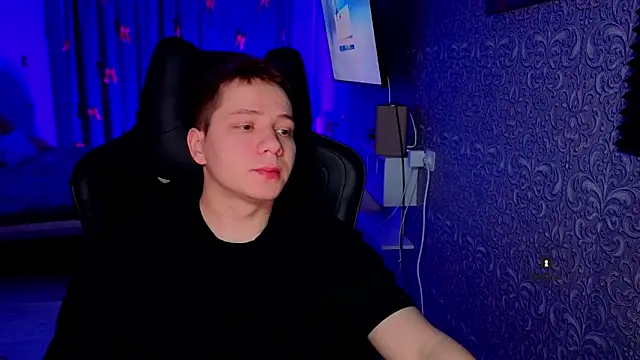 Snapshot of Karl_Night_ chatting on 03-01-26, 04:31 Karl Night online show from 03-01-26, 04:31