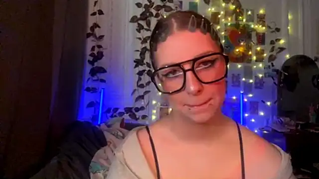 moonvampiq online show from 03-01-26, 03:25