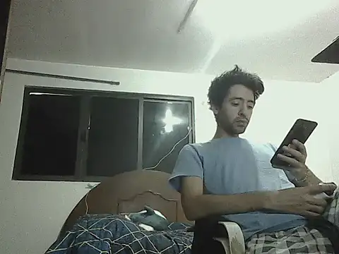 Snapshot of _iluvatar_ chatting on 03-01-26, 07:38 iluvatar online show from 03-01-26, 07:38