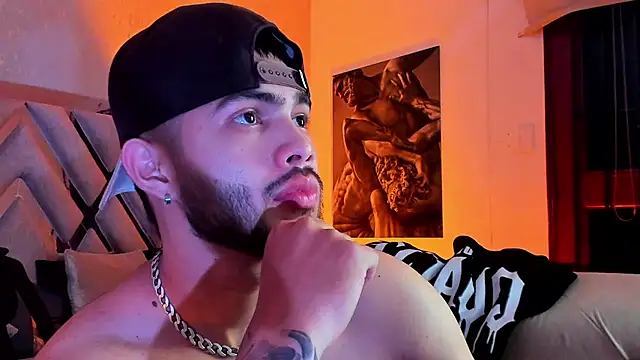 Snapshot of Vincentblack chatting on 02-26-26, 04:11 Vincentblack online show from 02-26-26, 04:11