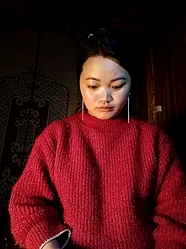 Snapshot of Ttmay- chatting on 02-26-26, 01:15 Ttmay- online show from 02-26-26, 01:15