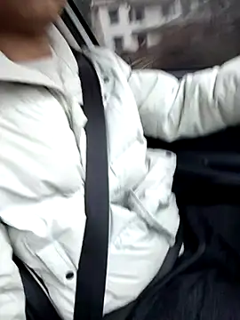 Snapshot of Qianluo003 chatting on 02-27-26, 11:38 Qianluo003 online show from 02-27-26, 11:38