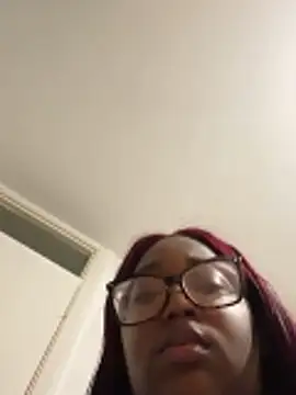 Snapshot of sweetzberri2 chatting on 02-28-26, 07:04 sweetzberri2 online show from 02-28-26, 07:04