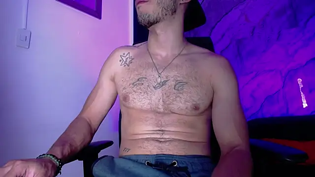 Snapshot of Grant_Irons chatting on 03-04-26, 12:11 Grant Irons online show from 03-04-26, 12:11