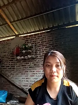 Linhna20 online show from 03-02-26, 07:37