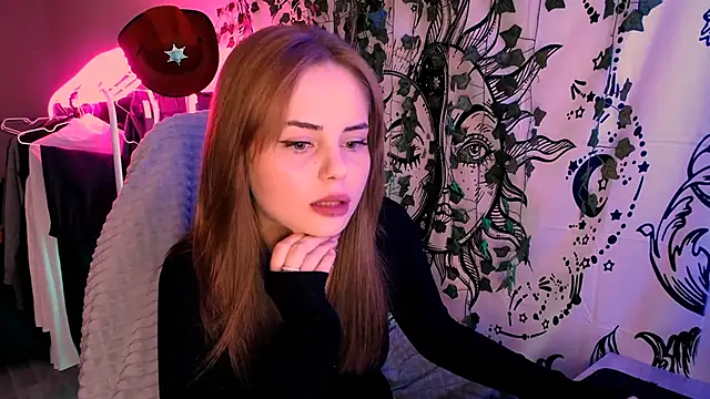 Snapshot of FrancesMiller7 chatting on 03-04-26, 11:16 FrancesMiller7 online show from 03-04-26, 11:16