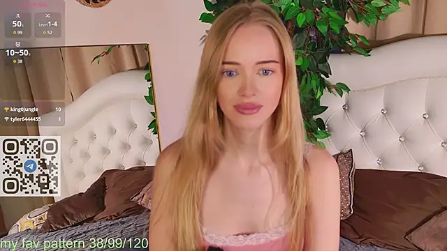 Snapshot of Dear_Tessa chatting on 05-21-26, 03:52 Dear Tessa online show from 05-21-26, 03:52