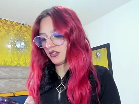 Snapshot of violeethh__ chatting on 03-04-26, 12:33 violeethh online show from 03-04-26, 12:33