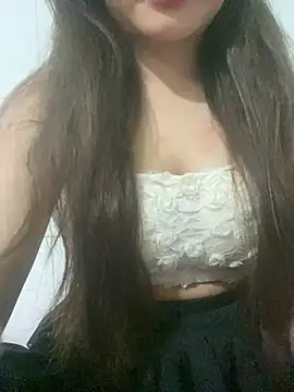 Snapshot of Xoai-cute chatting on 03-03-26, 09:26 Xoai-cute online show from 03-03-26, 09:26