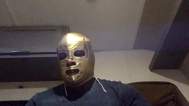 Snapshot of HotRod40 chatting on 03-01-26, 12:51 HotRod40 online show from 03-01-26, 12:51