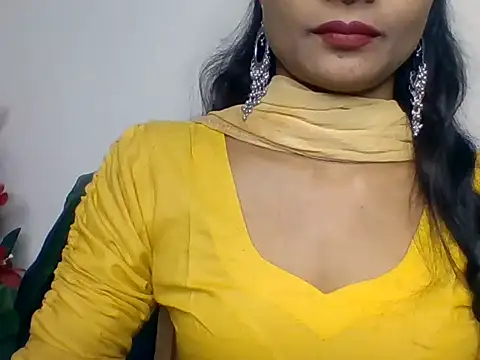 Snapshot of Indian_Sara chatting on 02-28-26, 07:48 Indian Sara online show from 02-28-26, 07:48