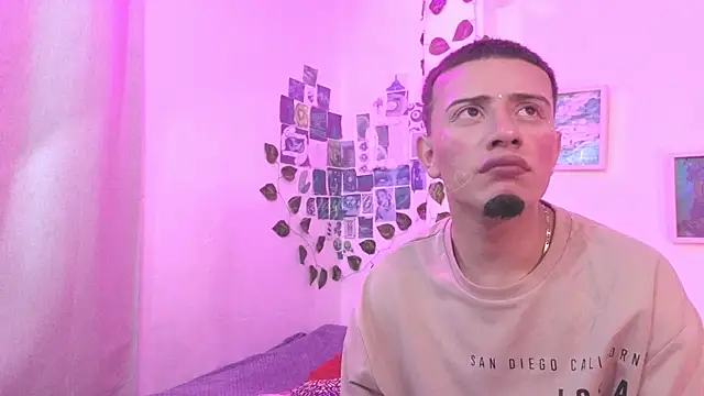 DayandDesire online show from 04-06-26, 02:31