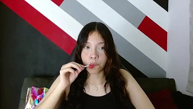 Snapshot of Sweet_kitty_05 chatting on 02-27-26, 01:49 Sweet kitty 05 online show from 02-27-26, 01:49