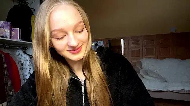 Anika Socutehe online show from 03-02-26, 01:40