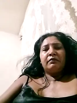 Snapshot of mysteriousgal031 chatting on 03-01-26, 09:17 mysteriousgal031 online show from 03-01-26, 09:17