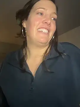 hollyharmd online show from 03-01-26, 03:41