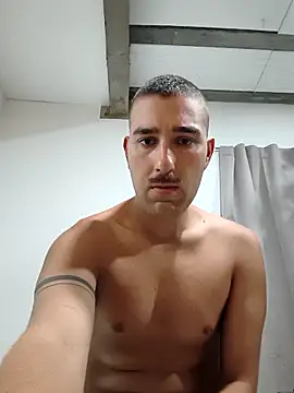 Snapshot of straightdude99 chatting on 03-01-26, 05:31 straightdude99 online show from 03-01-26, 05:31