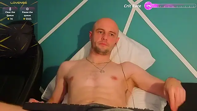 Snapshot of BaldySins chatting on 03-01-26, 01:35 BaldySins online show from 03-01-26, 01:35