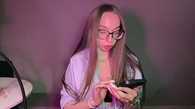 AngelinaFox0202 online show from 03-03-26, 08:48