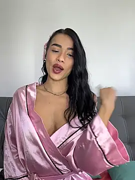 Snapshot of Bella_Smithe chatting on 06-24-26, 05:56 Bella Smithe online show from 06-24-26, 05:56
