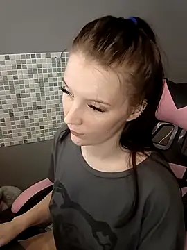 Mary Blu online show from 03-17-25, 12:19