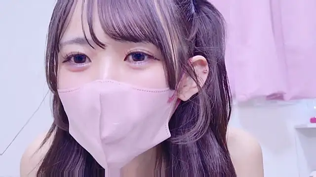 Snapshot of EMIRI_0426 chatting on 03-09-26, 04:38 EMIRI 0426 online show from 03-09-26, 04:38