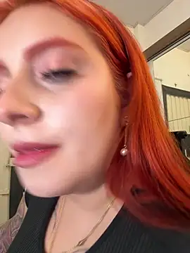 Emma Q0 online show from 04-03-26, 01:14