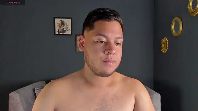 Akon 2XXX online show from 03-04-26, 01:00