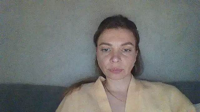 Luna2547 online show from 04-07-26, 05:46