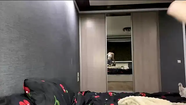 HousedMud online show from 04-09-26, 08:03