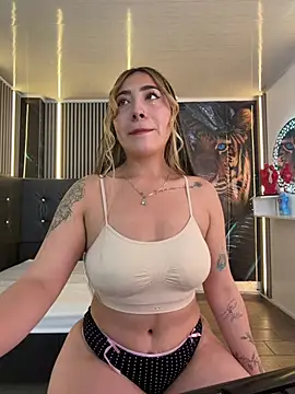 ManuelaVeeleez online show from 03-03-26, 03:56