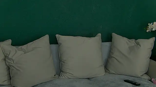 SkinnyNatty online show from 03-31-26, 03:52