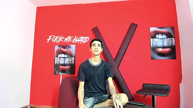 SKYN MAN online show from 03-10-26, 01:21