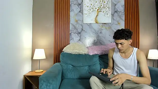 SKYN MAN online show from 04-02-26, 01:25