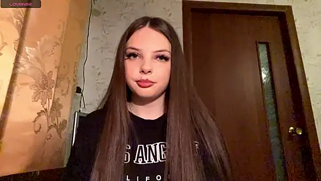 Snapshot of MiaClarka chatting on 03-03-26, 05:41 MiaClarka online show from 03-03-26, 05:41