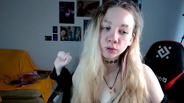 Nica Kawaii online show from 03-23-26, 06:28