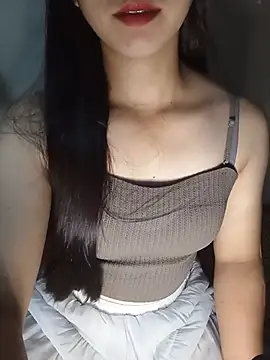 Snapshot of Fiona_2026 chatting on 07-16-26, 02:45 Fiona 2026 online show from 07-16-26, 02:45