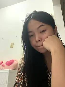 Dancinginfirelight online show from 03-05-26, 09:49