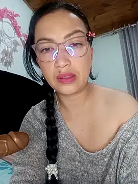  camila28 online show from 03-09-26, 09:46