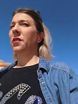 Snapshot of ManuelaX chatting on 02-23-26, 10:45 ManuelaX online show from 02-23-26, 10:45