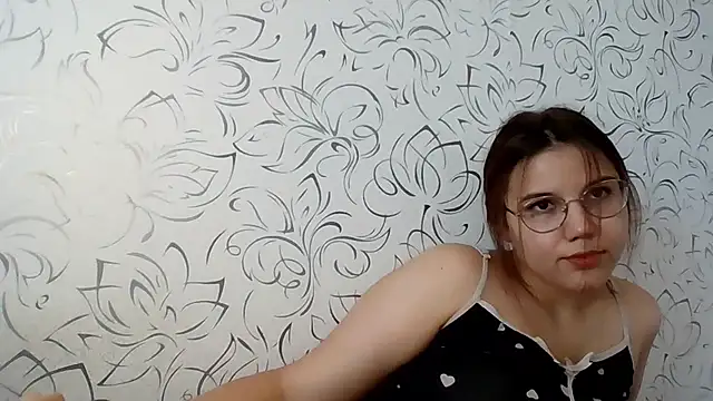 Snapshot of Aurora_Breeze chatting on 08-04-26, 12:30 Aurora Breeze online show from 08-04-26, 12:30