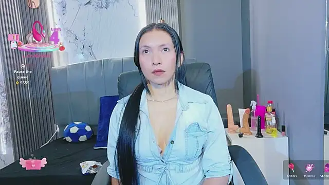 Snapshot of Chloe16_ chatting on 06-27-26, 03:11 Chloe16 online show from 06-27-26, 03:11