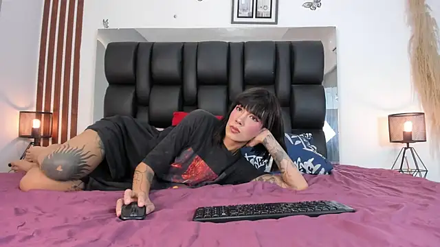 dalhia and hades online show from 03-17-26, 12:52